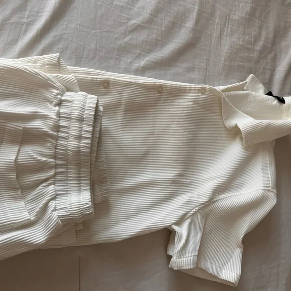 White Striped Casual Set - Picture 4 of 6